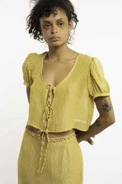 MaisonCléo Blouses>Blouse ANNE en soie dorée brillante