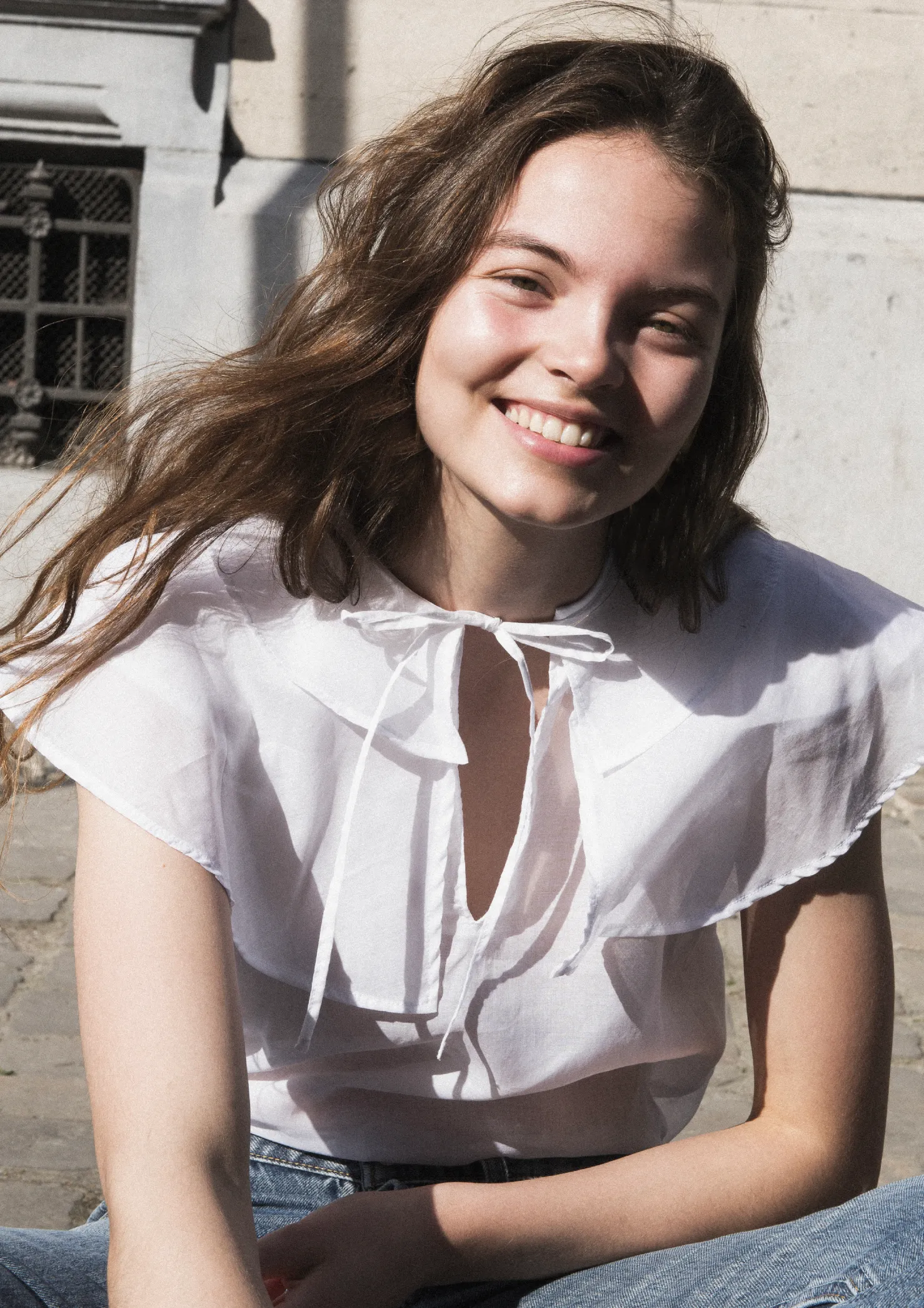 MaisonCléo Blouses>Blouse babydoll en coton blanc Lisa – Les prémices 3/4