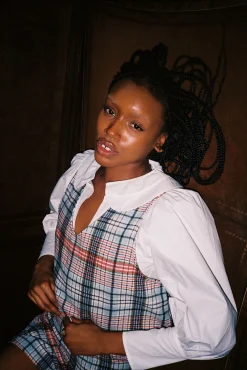 MaisonCléo Blouses>Blouse cache-coeur blanche en coton avec petit col rond Mylène