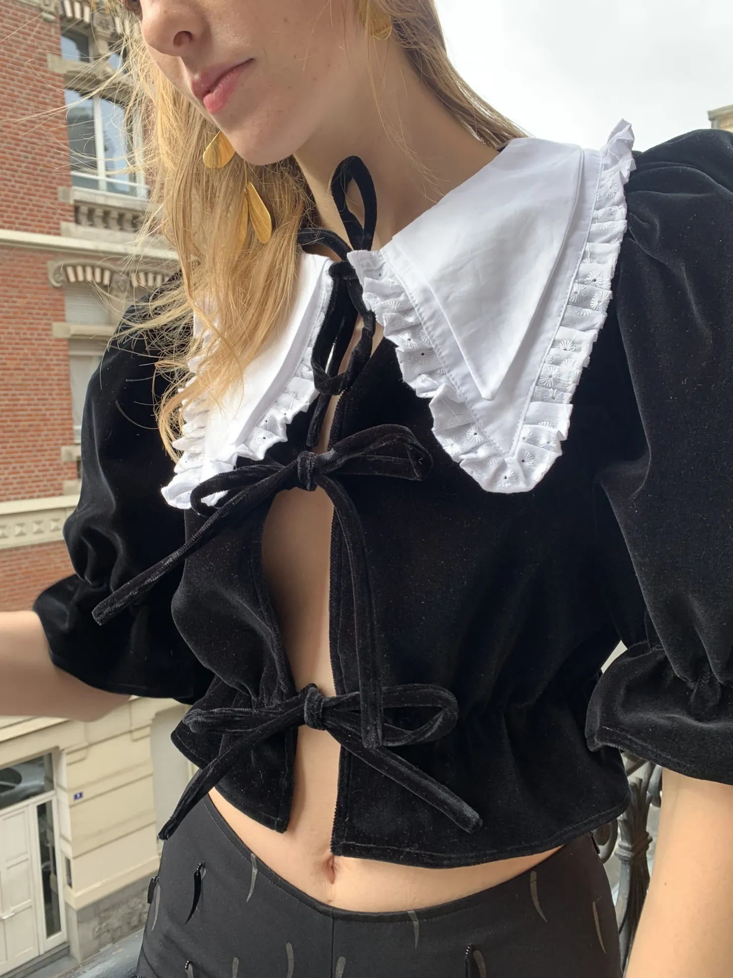 MaisonCléo Blouses>Blouse en velours de coton noir ANGELE