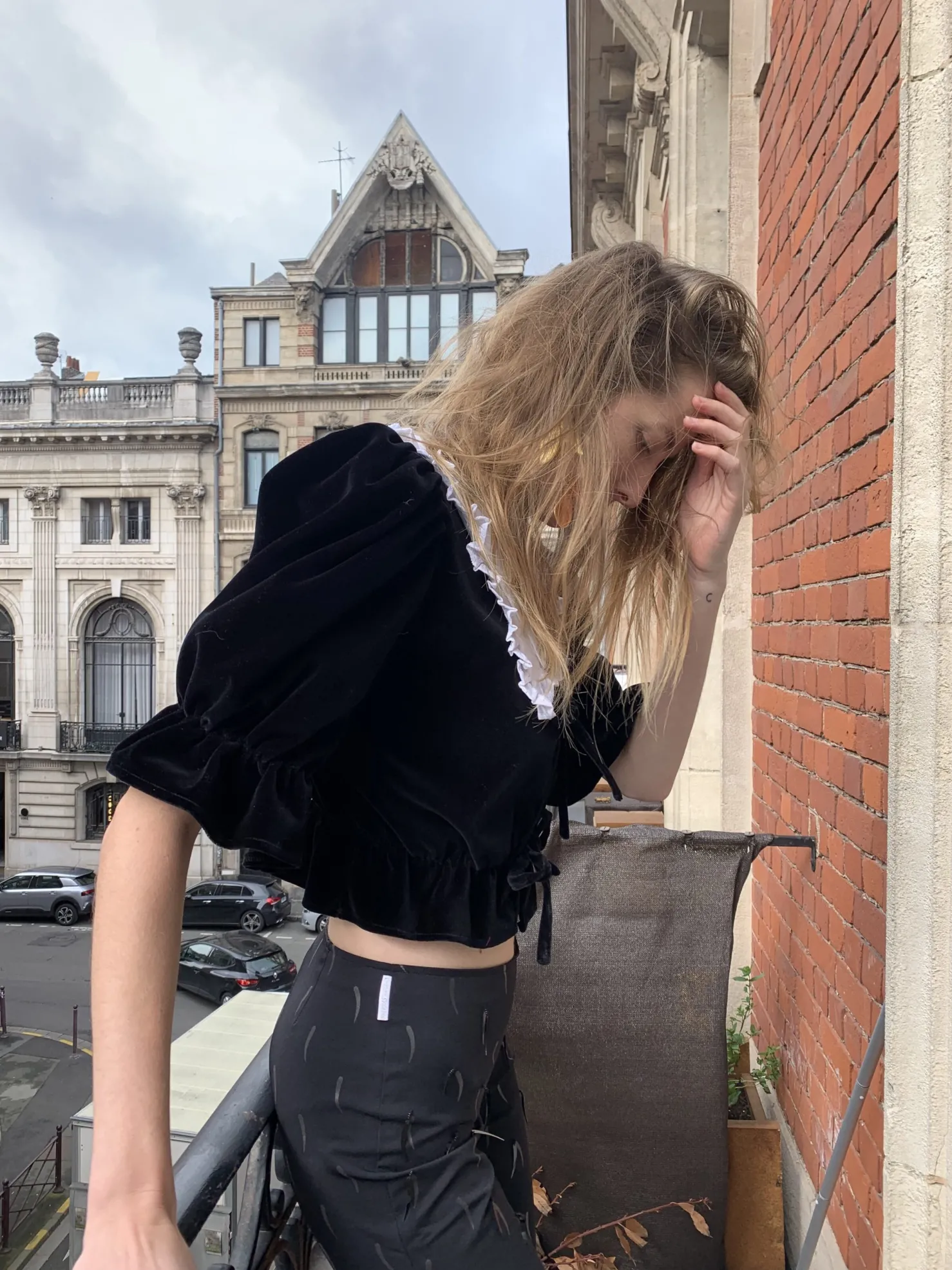 MaisonCléo Blouses>Blouse en velours de coton noir ANGELE