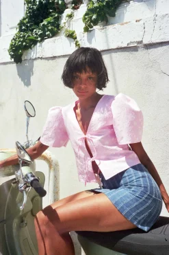 MaisonCléo Blouses>Blouse fleurie rose ton-sur-ton en soie VANESSA
