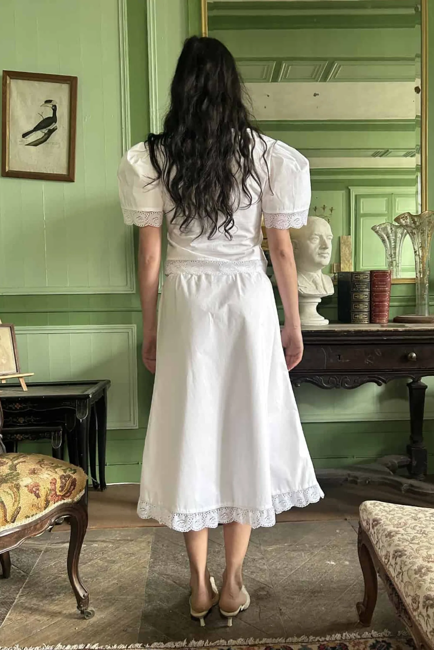MaisonCléo Blouses|Tops>Blouse VANESSA en coton blanc avec grosses fleurs en dentelle