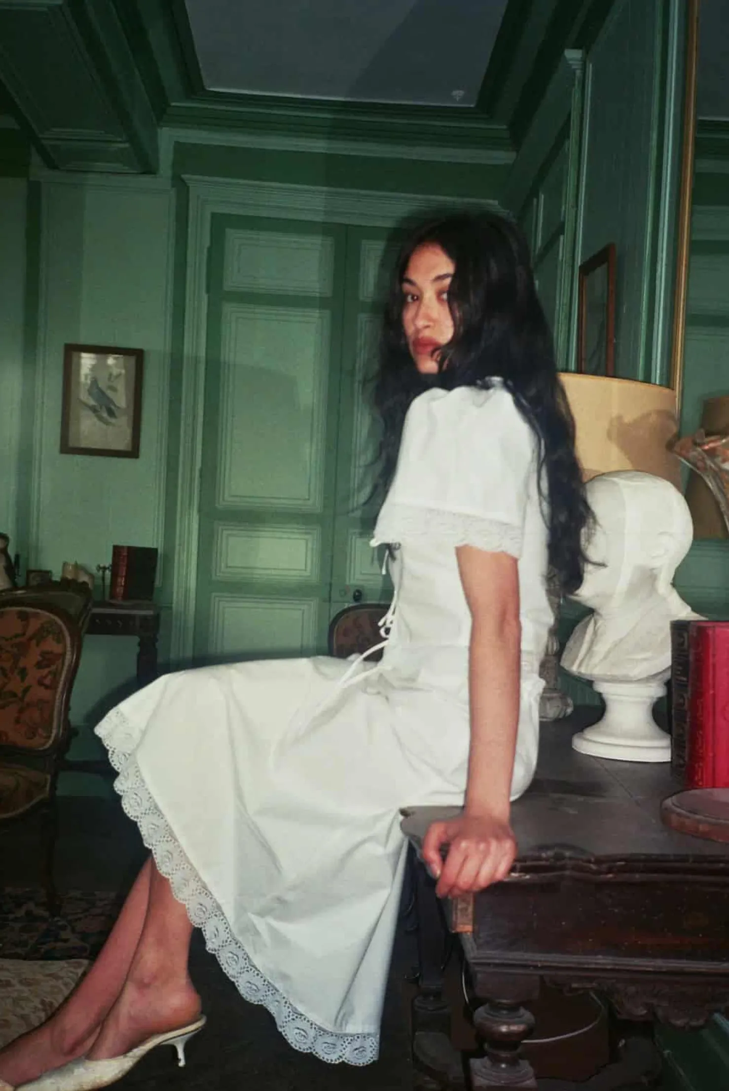 MaisonCléo Blouses|Tops>Blouse VANESSA en coton blanc avec grosses fleurs en dentelle