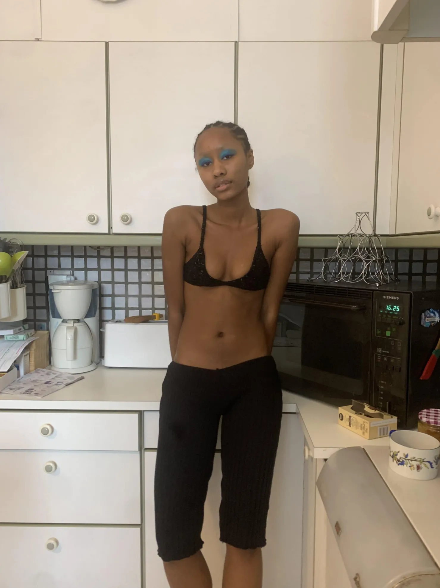 MaisonCléo Mailles|Tops>Brassière à sequins noirs tricotée LARA