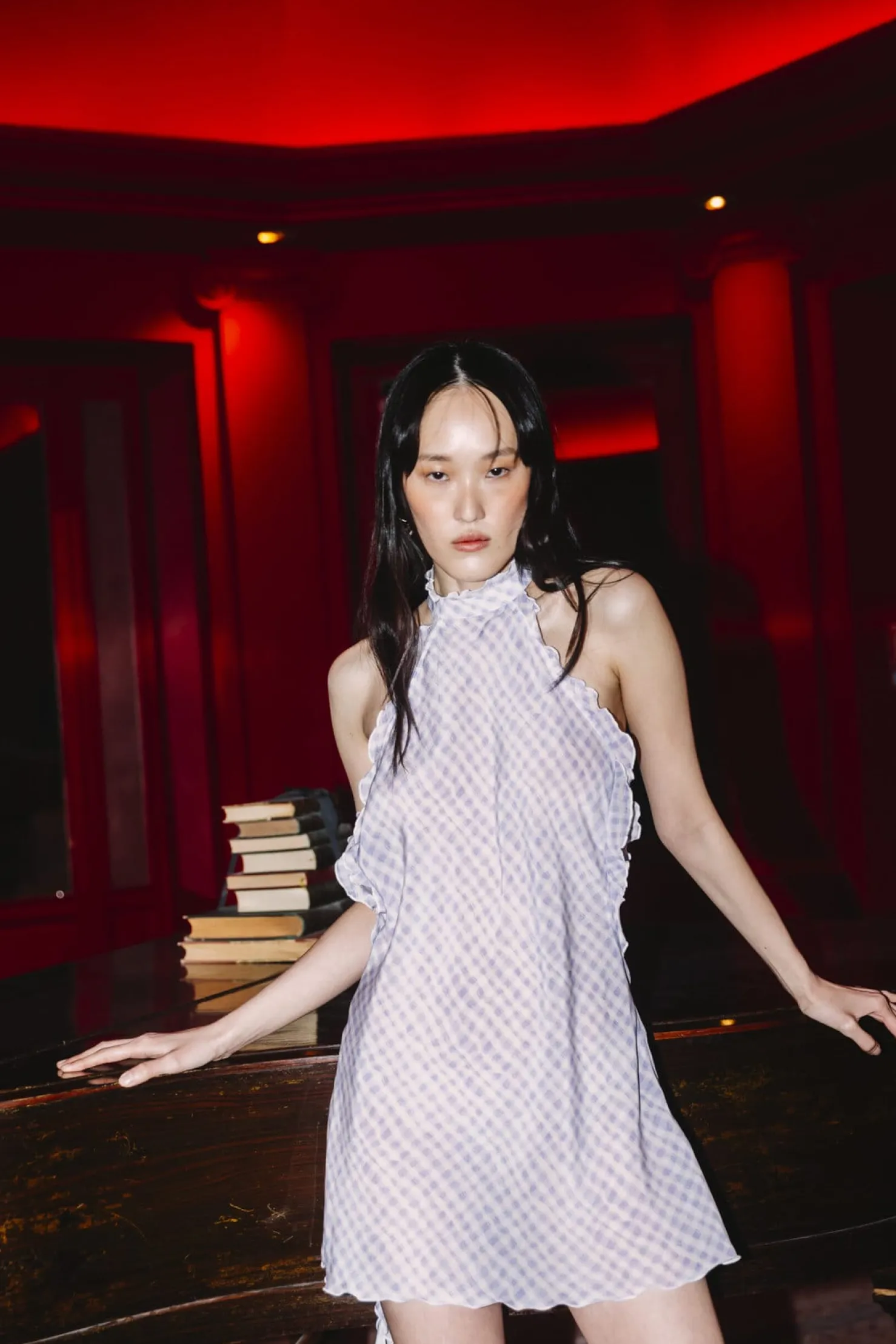 MaisonCléo Robes>COUP DE FOUDRE défilé LOOK 18 – Robe dos nu fluide volantée en soie vichy lilas