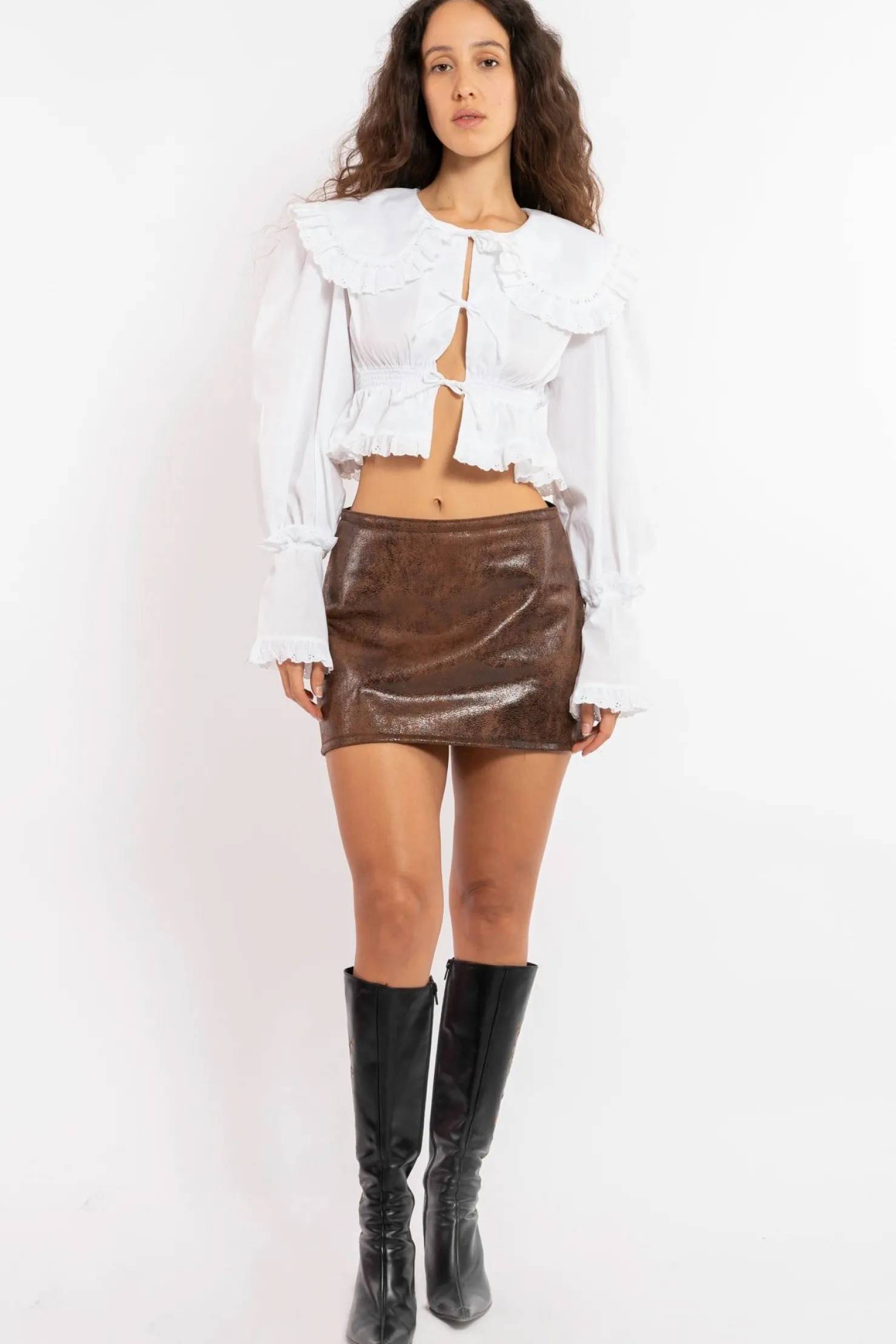 MaisonCléo Blouses|Tops>FW22 RUNWAY LOOK 8 – Blouse en coton blanc avec col rond DIANA
