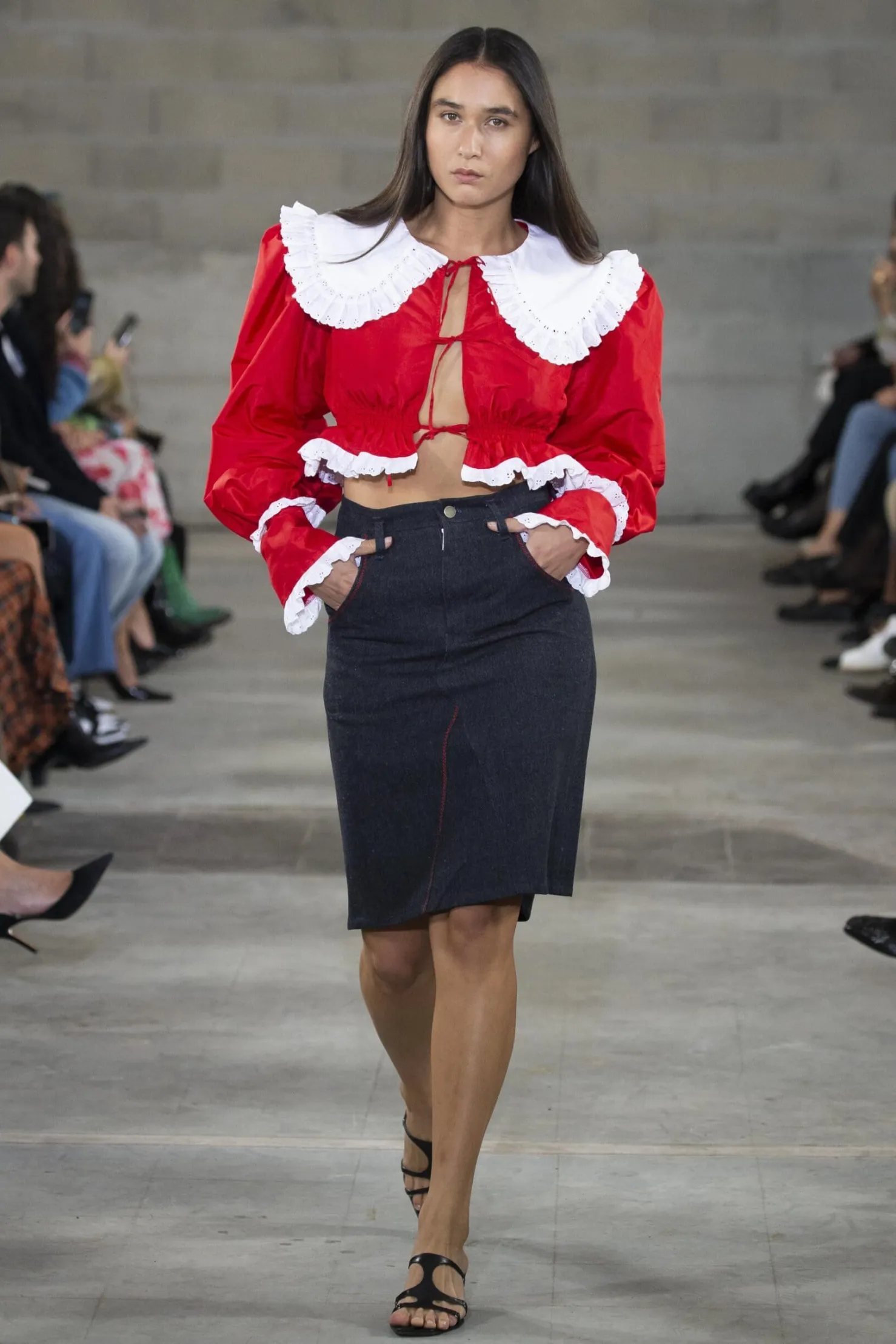 MaisonCléo Blouses|Tops>FW22 RUNWAY LOOK 8 – Blouse en coton blanc avec col rond DIANA