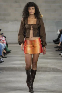 MaisonCléo Blouses|Tops>FW22 RUNWAY LOOK 17 – Blouse marron irisé chocolat en soie duchesse JESSICA