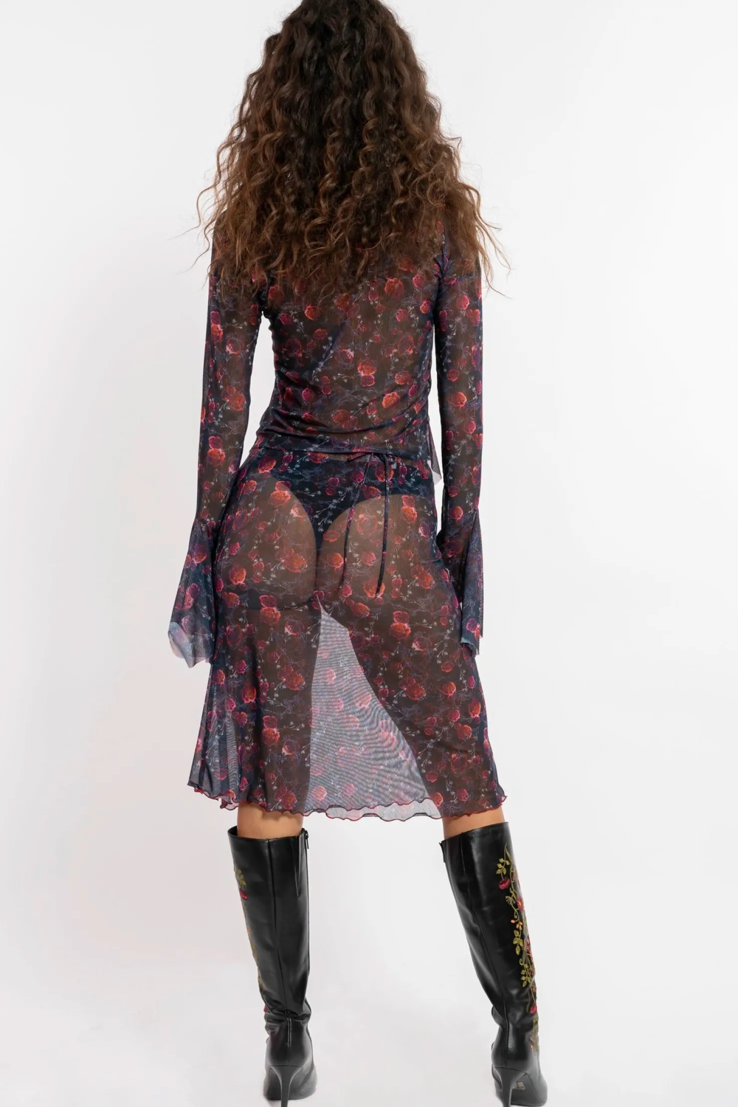 MaisonCléo Blouses|Tops>FW22 RUNWAY LOOK 21 – Blouse ouverte en mesh fleuri avec manches volantées IMEN