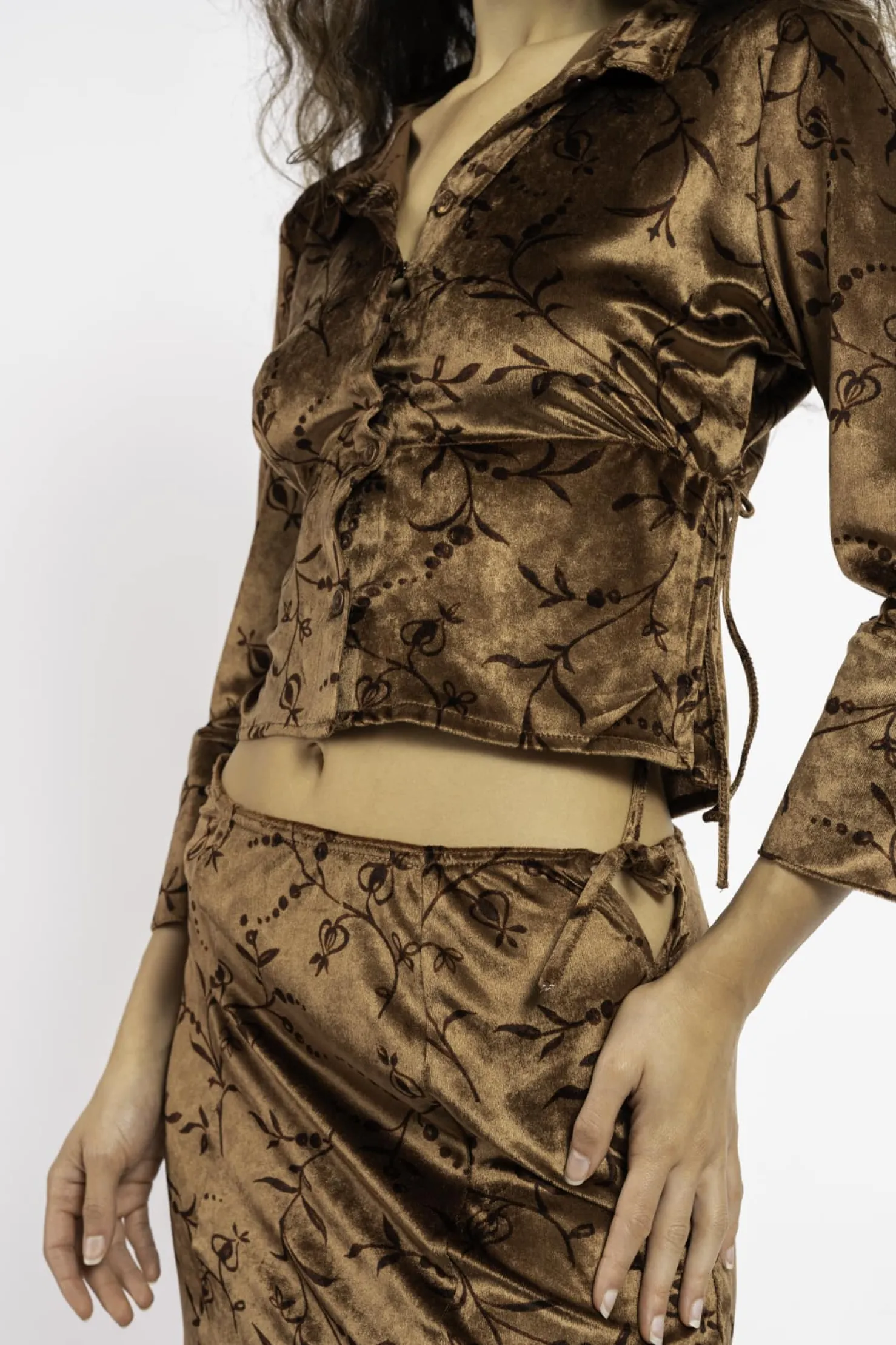 MaisonCléo Jupes>FW22 RUNWAY LOOK 7 – Jupe mi-longue en velours marron fleurie ROXANE