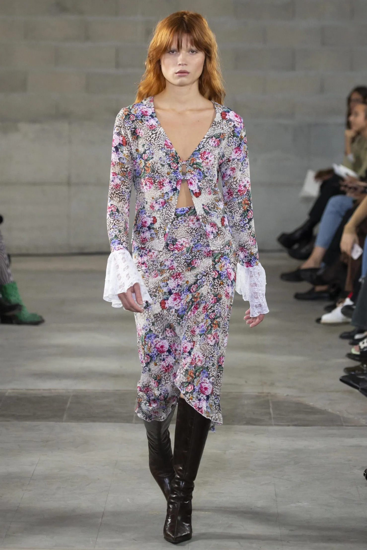 MaisonCléo Jupes>FW22 RUNWAY LOOK 31 – Jupe mi-longue asymétrique à motif fleuri et léopard en soie STACIE