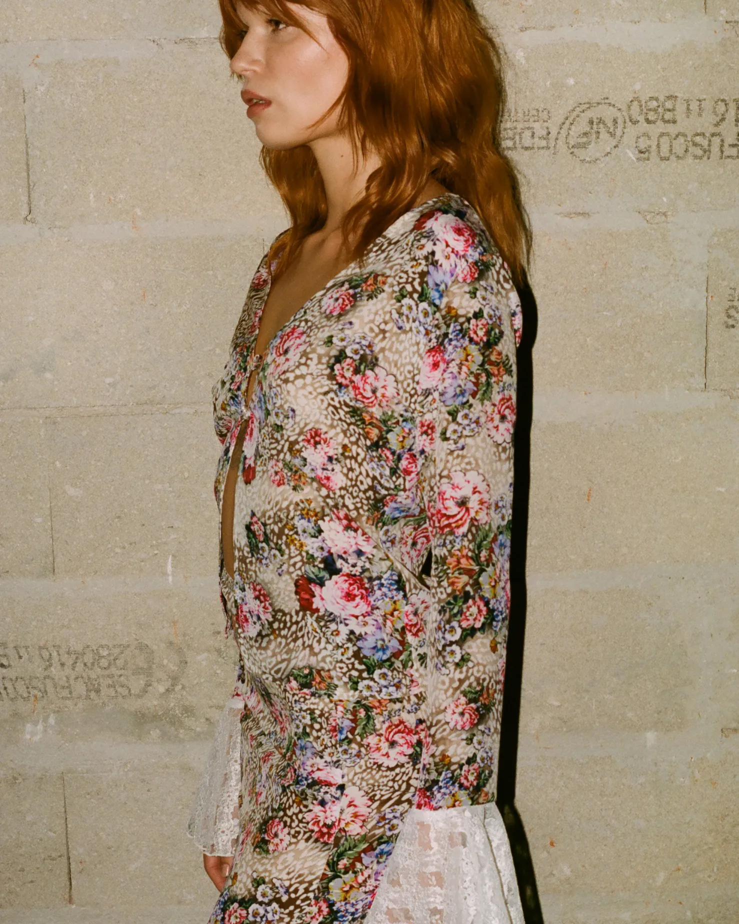 MaisonCléo Jupes>FW22 RUNWAY LOOK 31 – Jupe mi-longue asymétrique à motif fleuri et léopard en soie STACIE