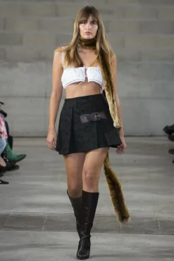MaisonCléo Tops>FW22 RUNWAY LOOK 9 – Top court en coton et dentelle de Calais LENA I