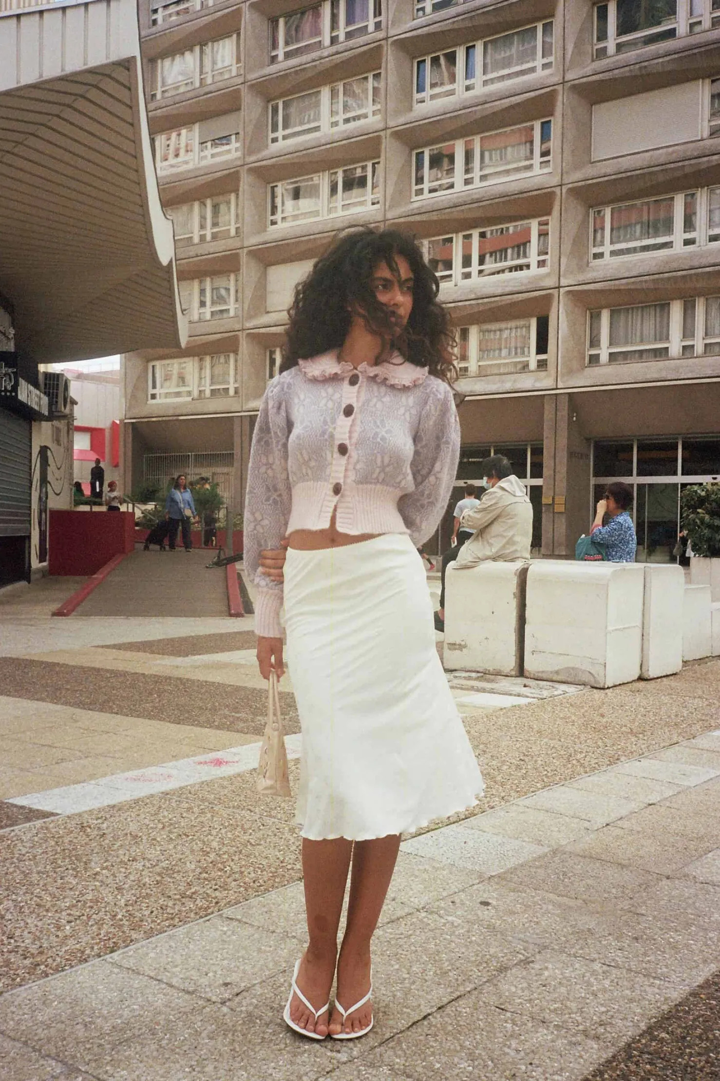 MaisonCléo Cardigans|Mailles>Gilet MERCEDES motif grosses fleurs en mohair et soir rose pâle et violet clair