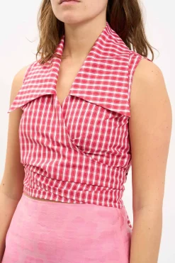 MaisonCléo Blouses>LA BADOULE LOOK 26 – Blouse cache-coeur JULIENNE en coton rouge à carreaux