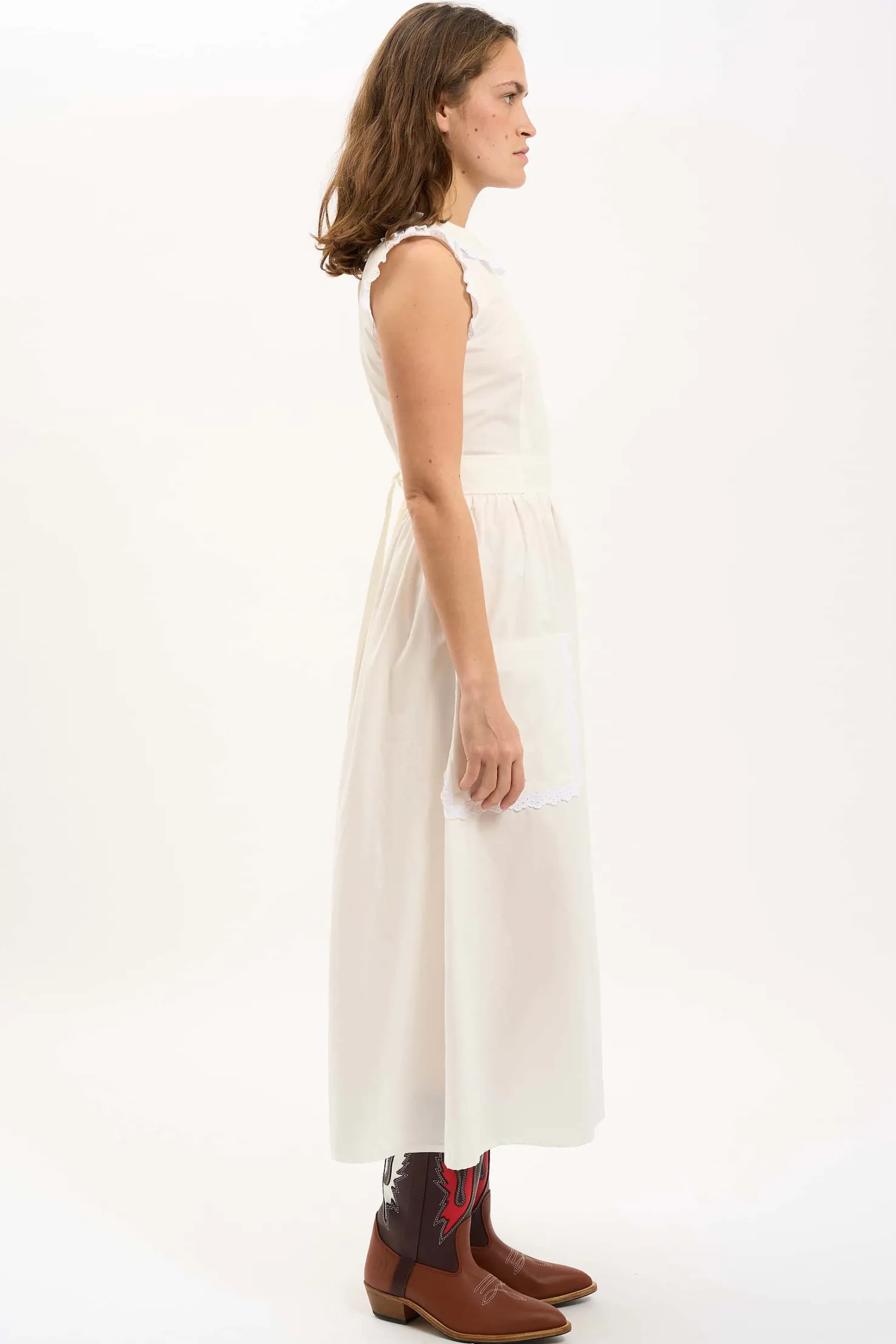 MaisonCléo Robes>LA BADOULE LOOK 19 – Robe col Claudine INES en coton blanc et broderie anglaise