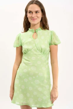 MaisonCléo Robes>LA BADOULE LOOK 24 – Robe MORANE en mousseline de soie vert clair fleurs blanches