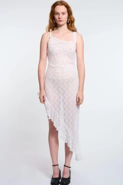 MaisonCléo Robes>LA POUPETTE DÉFILÉ LOOK 34 – Robe asymétrique IVY à volants en dentelle fleurie blanche