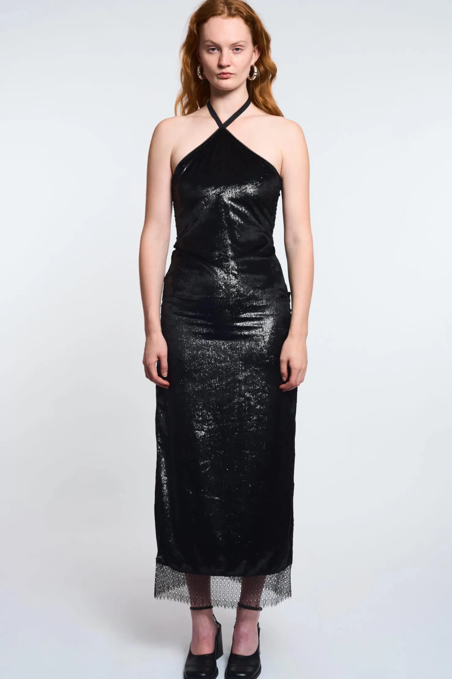 MaisonCléo Robes>LA POUPETTE DÉFILÉ LOOK 32 – Robe longue noire GWENDAL à paillettes bas dentelle