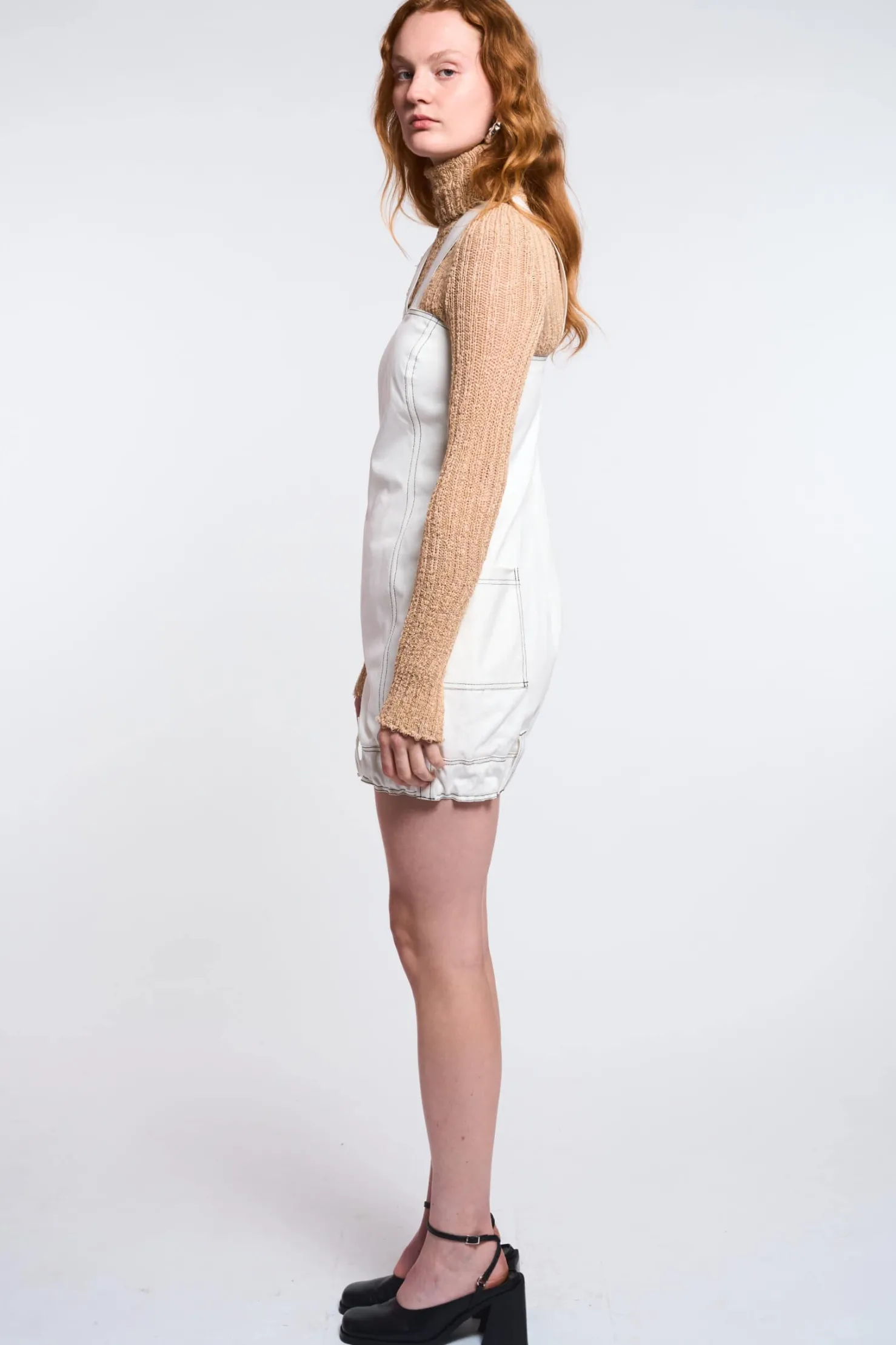 MaisonCléo Robes>LA POUPETTE DÉFILÉ LOOK 18 – Robe SOLENA boule en denim de coton blanc