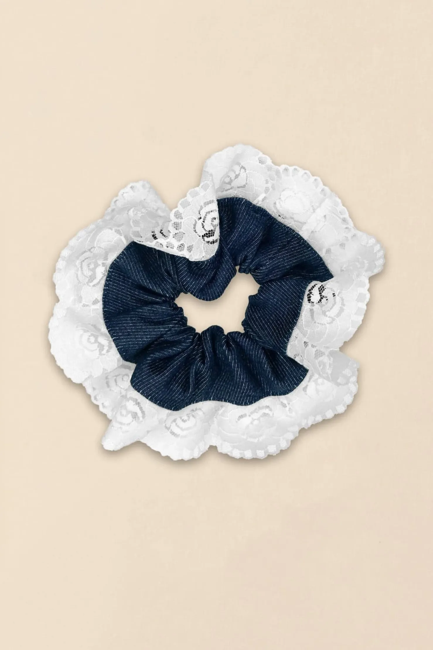 MaisonCléo Blouses>“Le Pack Quotidien” MAISONCLÉO x YOLAINE PARIS : Blouse denim Agnes + baume Chouquette + chouchou