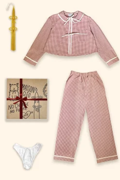 MaisonCléo Tops>PACK 6 : Chemise pyjama + pantalon pyjama + culotte basic + bougie noeuds x Eska Paris + Xmas box – HOLIDAYS CAPSULE 24/25