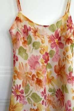 MaisonCléo Robes>Robe babydoll en mousseline de soie fleurie ecru orange et fuschia