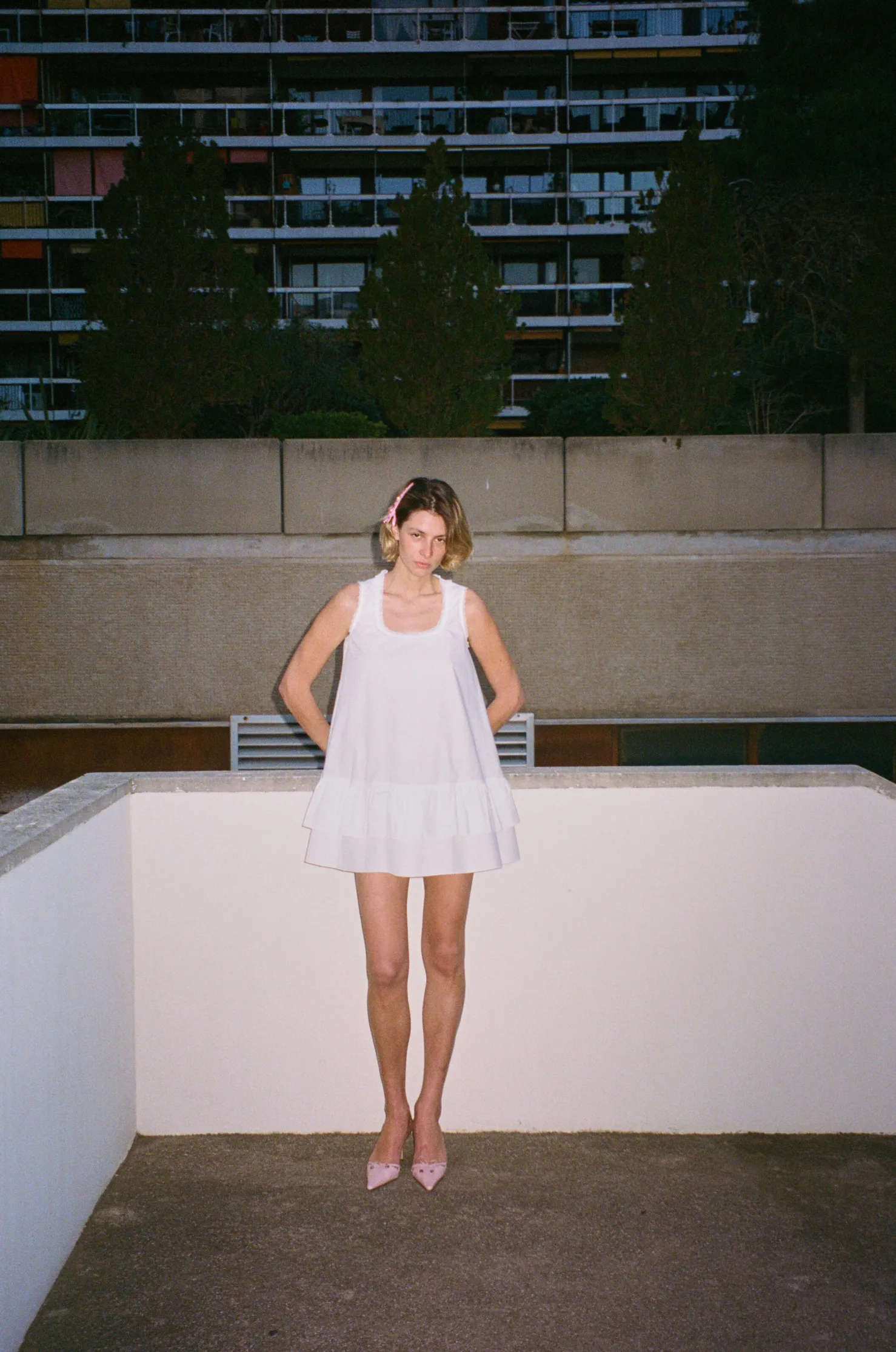 MaisonCléo Robes>Robe CORA babydoll oversize en coton blanc et dentelle volantée