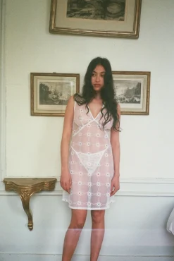 MaisonCléo Robes>Robe LOURDES en crochet transparent fleurs multicolores