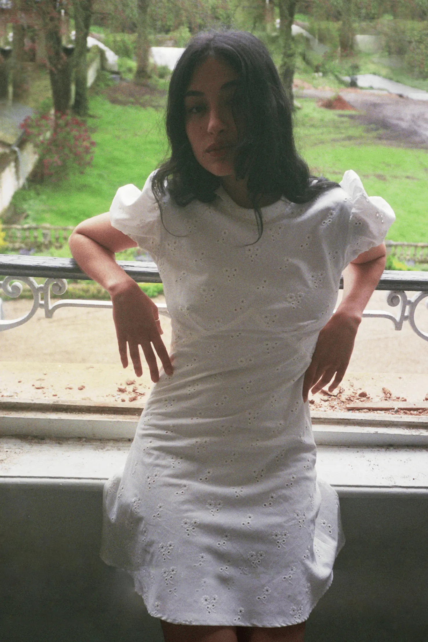 MaisonCléo Robes>Robe MORANE en coton de broderie anglaise fleurie