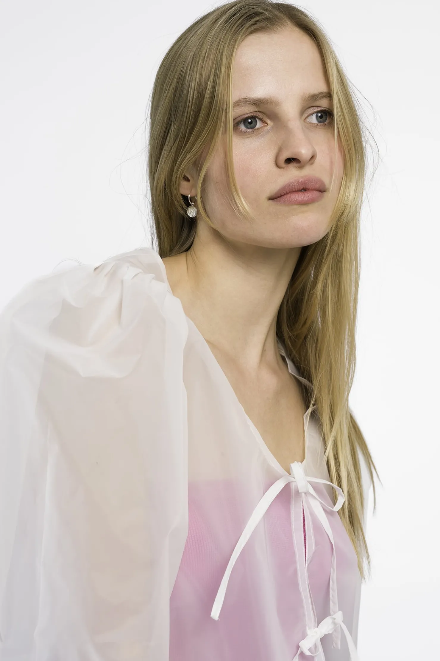 MaisonCléo Blouses>RUNWAY LOOK 36 – Blouse blanche transparente style imperméable AGNES