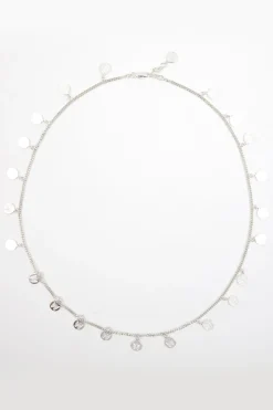 MaisonCléo Ceintures>RUNWAY LOOK 47 – Ceinture chaîne argentée médium avec des pendants médaillons papillons gravés