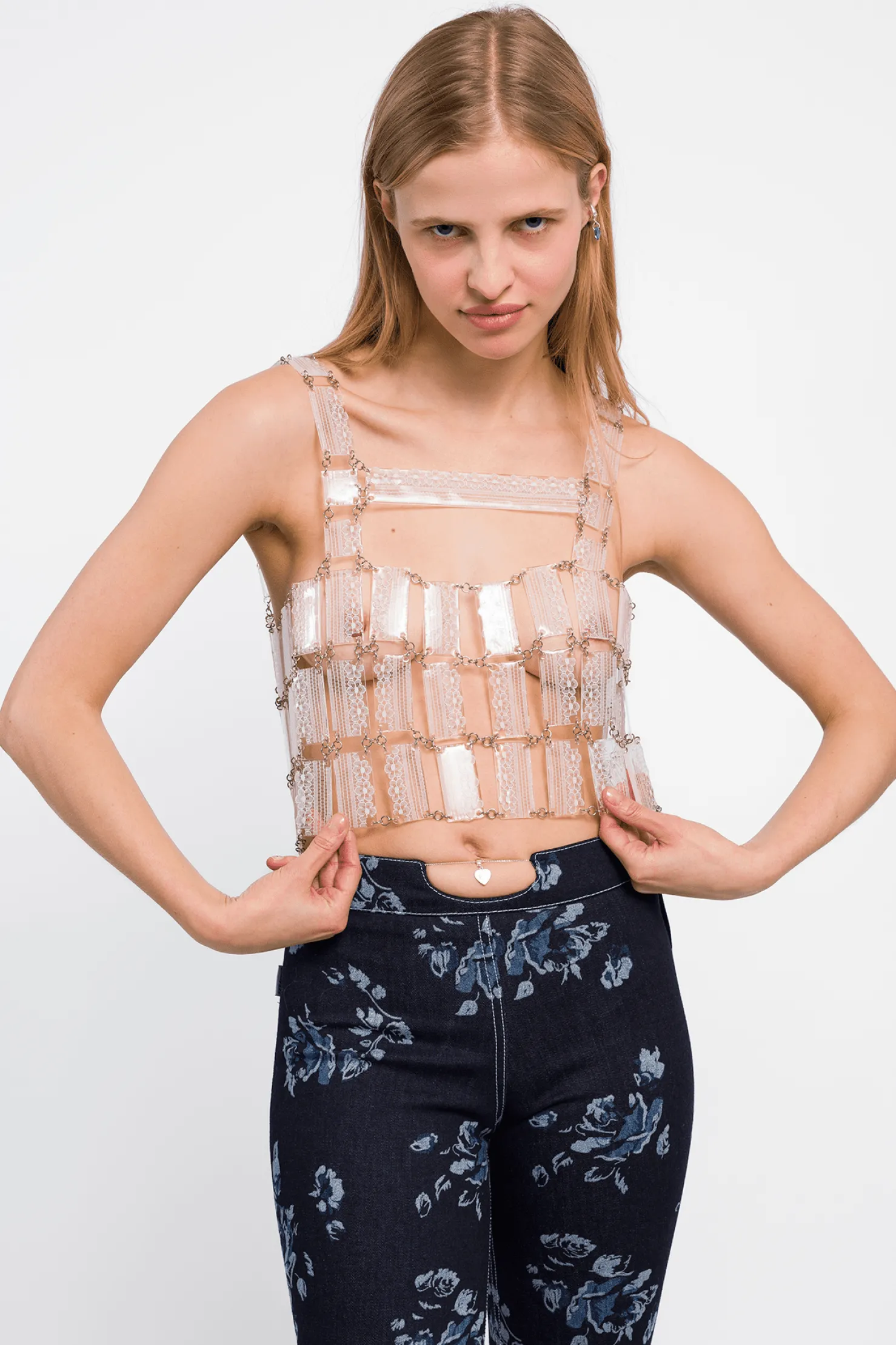 MaisonCléo Tops>RUNWAY LOOK 3 – Top Plexi incrusté en dentelle Calais