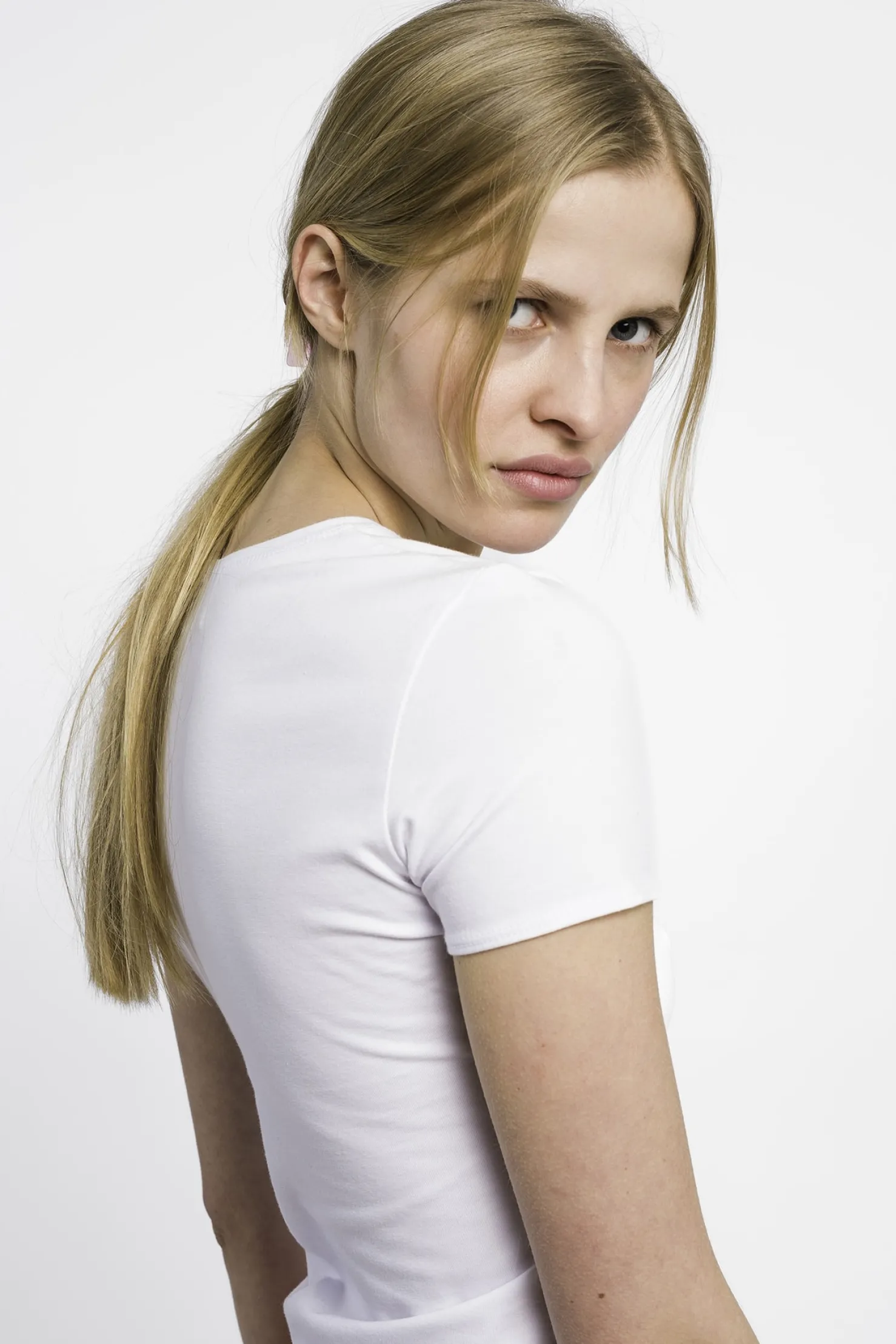 MaisonCléo Tops>RUNWAY LOOK 6 – T-shirt blanc « ClubCléo »