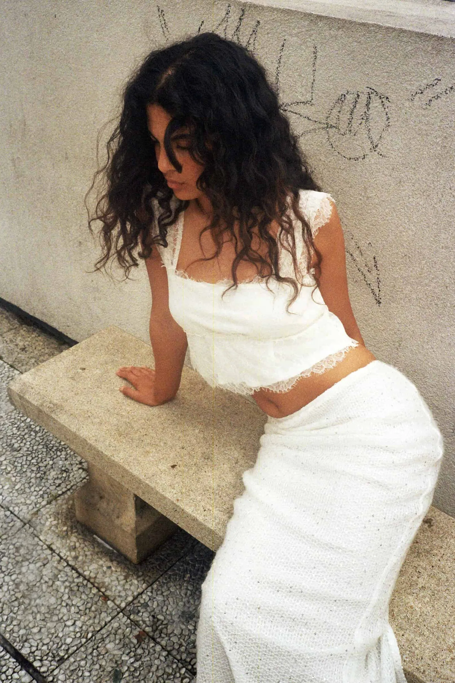 MaisonCléo Tops>Top LOUISETTE en dentelle de Calais fleurie et soie