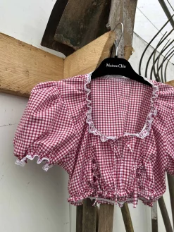 MaisonCléo Tops><noscript><img width=