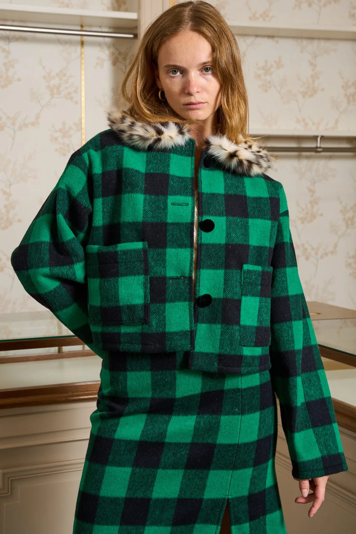MaisonCléo Vestes / Manteaux>Veste à carreaux vert en laine col leopard ESTELLE